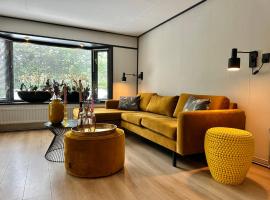 Luxe en gezellig chalet met 2 slaapkamers (80m2+), vakantiewoning in Erm