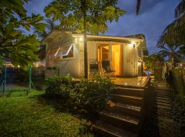 Between2Waters Chalet rental car offered, hotel a Tamarin
