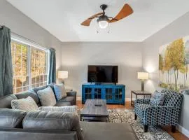 Wonderful Home With Hot Tub 5 Min to Downtown Asheville