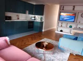 THE LODGE Apartment