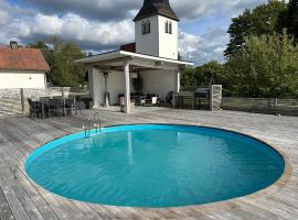 Hangvar Skola, Bildsalen, alojamento para férias em Lärbro
