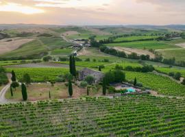 Agriturismo Podere La Casa, hotel com piscina em Montalcino