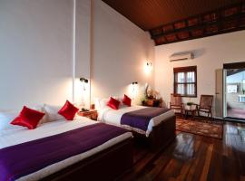 Sarang Paloh Heritage Stay
