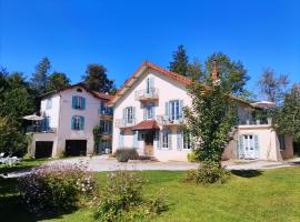 Villas du Lac, hotell i Clairvaux-les-Lacs