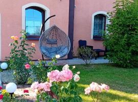 Willa Aleksandra, hôtel à Żarnowska