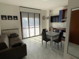 Casa Iris, apartment in Rozzano