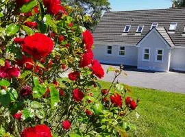 Abhainn Ri Cottages