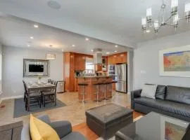 3BR House Near Yorkdale Sleeps 6 Family Friendly