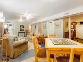 Lexington Apt Rental Near VA Military Institute!