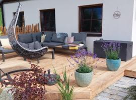 Ferienhaus Sommerbichl, hotel v destinaci Zell am See
