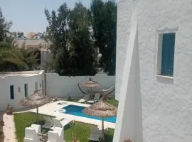 Villa "LAGUNA" à 500 m de la plage - DJERBA