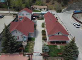 First Deadwood Cottages, hotel in Deadwood