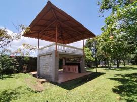 blanc haus, готель у місті Гресія