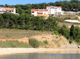 Apartments by the sea Vlasici, Pag - 9324, apartment in Vlašići