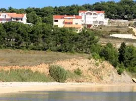 Apartments by the sea Vlasici, Pag - 9324