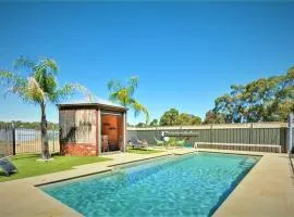 Whispering Woods House Pool Sauna