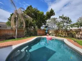 Heated Pool Pet Friendly Home