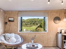 Flaxpod Cabin, Hotel mit Parkplatz in Raglan