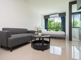 Central Hill View Studio A801 A, holiday rental in Ban Ket Ho