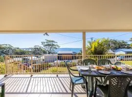 33 Gloucester St -huge holiday house in Nelson Bay with Pool, Air Con, WiFi, Foxtel and Stunning Water Views