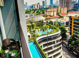 Luxury Balcony View at Trion KL by HCK