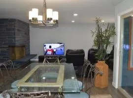 Tranquil and Modern Home 3br