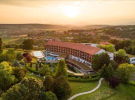 Hotel & Spa Der Steirerhof, hótel í Bad Waltersdorf