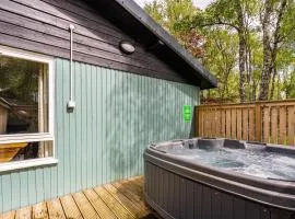 Heather Lodge 3 with Hot Tub