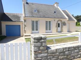 Baie cottage, Charmante maison avec jardin clos à Plouharnel, hotel in Plouharnel