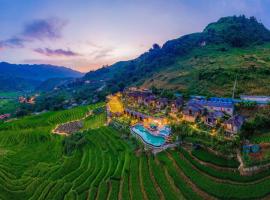 Laxsik Ecolodge, hotel dengan kolam renang di Sapa