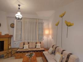 Ninemia, hotel with parking in Vlikhon