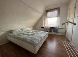 Oslo Guest House Twin & Family room, habitación en casa particular en Kjeller