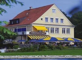 Hotel Strand-Café mit Gästehaus Charlotte，朗根阿根的飯店