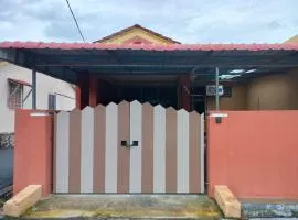 Brown Homestay Teluk Kemang Port Dickson