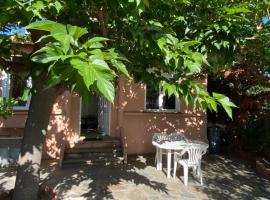 Les Ondines、アルジェレス・シュル・メールのホテル