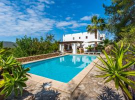 Casa de campo con piscina - relax en Ibiza, hotel in Sant Carles de Peralta