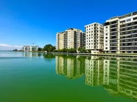 Deluxe Nicolle Solid Residence Mamaia
