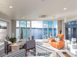 New Floating Luxury: Unique Houseboat Retreat, Boot in Fleming Island