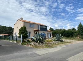 Maison familiale La Baie 10 ps en côte de Jade, vila u gradu Berneri an Rec