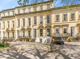 Cheltenham centre of Cotswolds