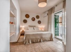 Encanto Guesthouse, hotel v destinaci Canillas de Aceituno