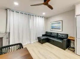 Corpus Christi Surfside Suite with Beach Access!