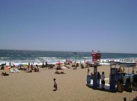 Acogedora casa en Reñaca, hotel em Viña del Mar