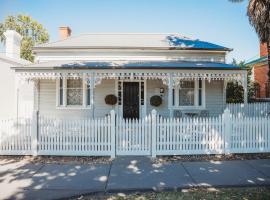 Hargreaves Cottage - close to CBD, poceni hotel v mestu Bendigo