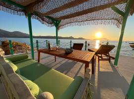 White Coral, hotel in Klima