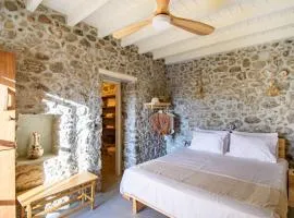 Perivoli A Traditional Eco-Accommodation in a Private Cultivated Garden