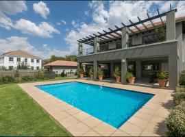 Viesnīca Fourways Luxe Suite pilsētā Sandton