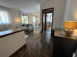Casa Parisi Lago Maggiore, apartamento en Baveno