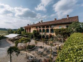 Casa Scaparone, farm stay in Alba