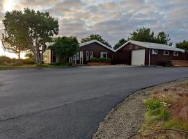 Budanes 1, hotel in Stykkishólmur